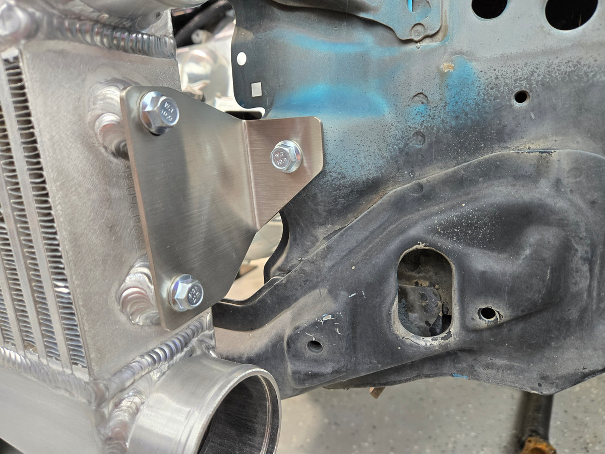 Intercooler bracket
